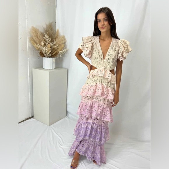 Elliatt Vacation Maxi Dress in Lilac Ombré - Picture 3 of 4